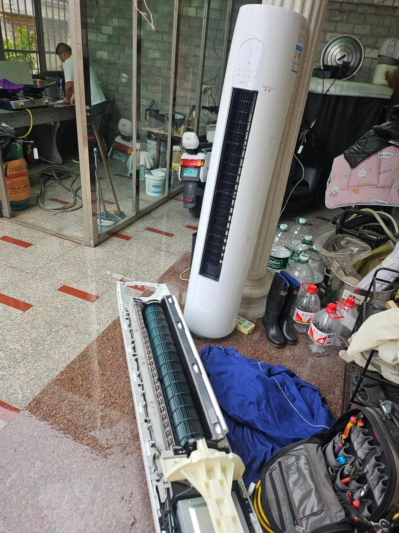 家庭照护，不一样的温暖——武汉家政服务行业动态探索